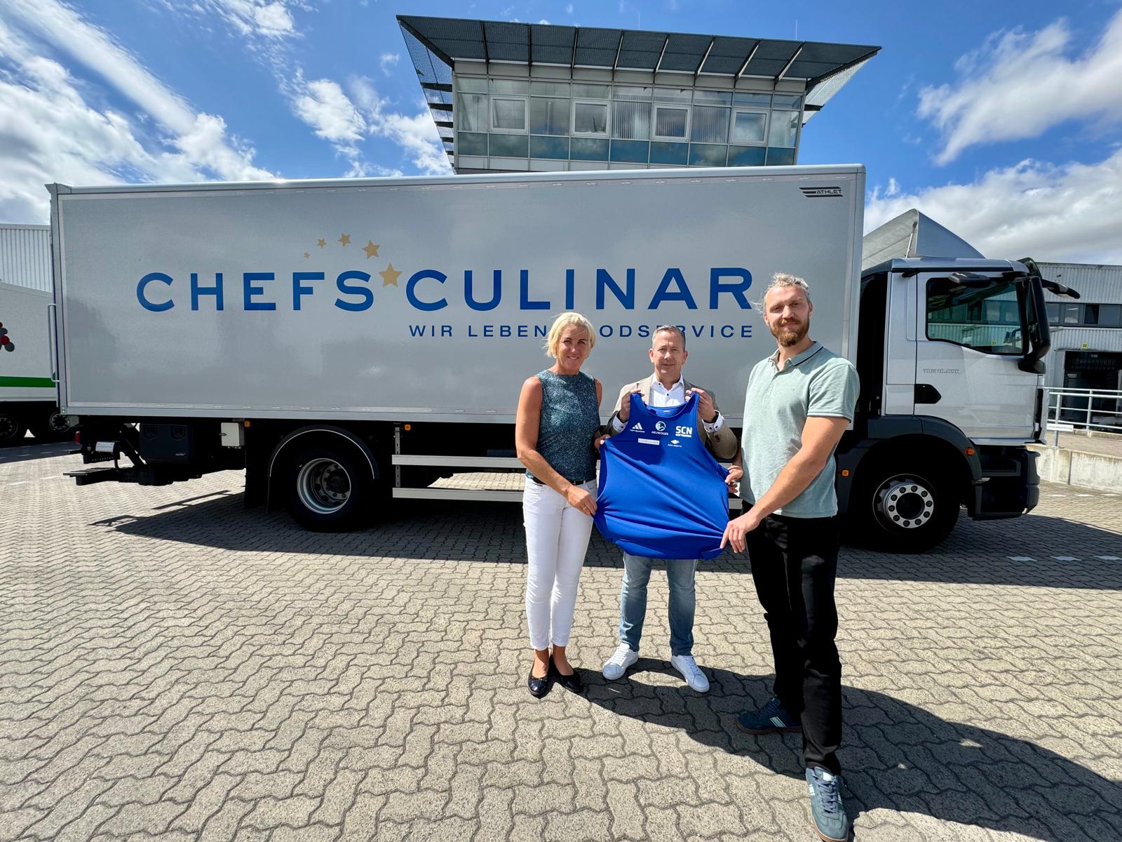 2025-07 Trikotübergabe SCN_CHEFS CULINAR